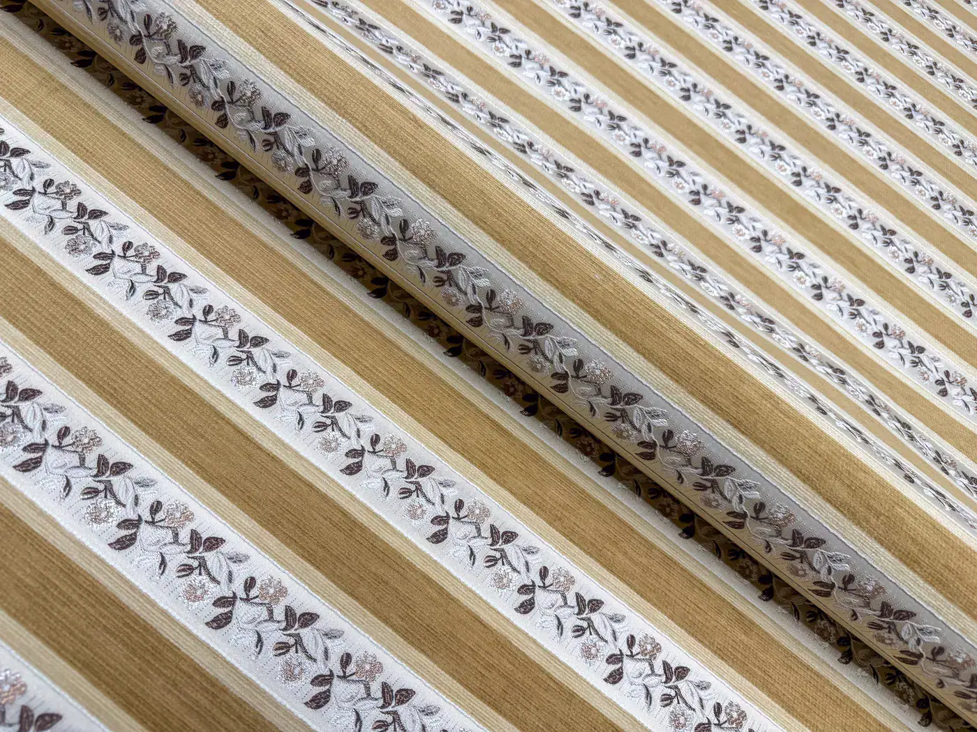 Fiori Jacquard — Farbgruppe 350
